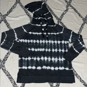 GreenTea Gray and White XL Hoodie